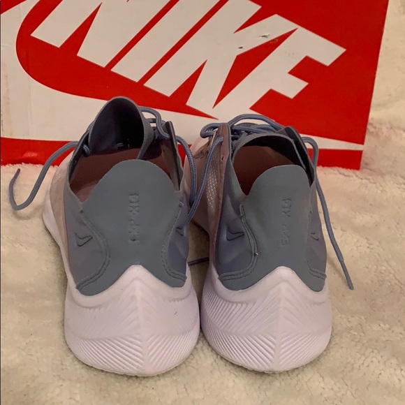 Womens Lifestyle | Nike EXP-X14 Platinum TintWhite - Picture 10 of 16